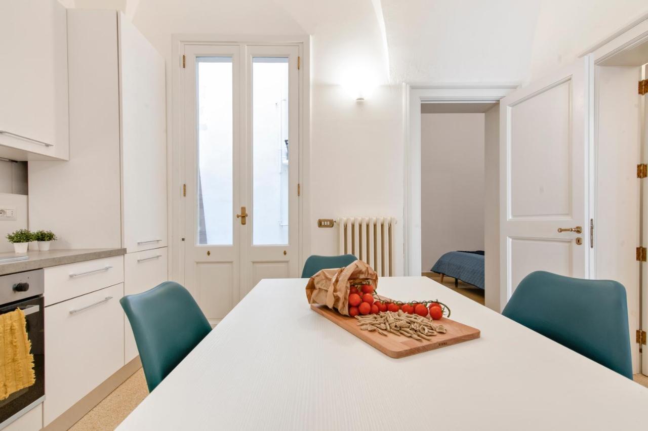 Blue Loft - Old Town Apartment Sit Лечче Екстер'єр фото