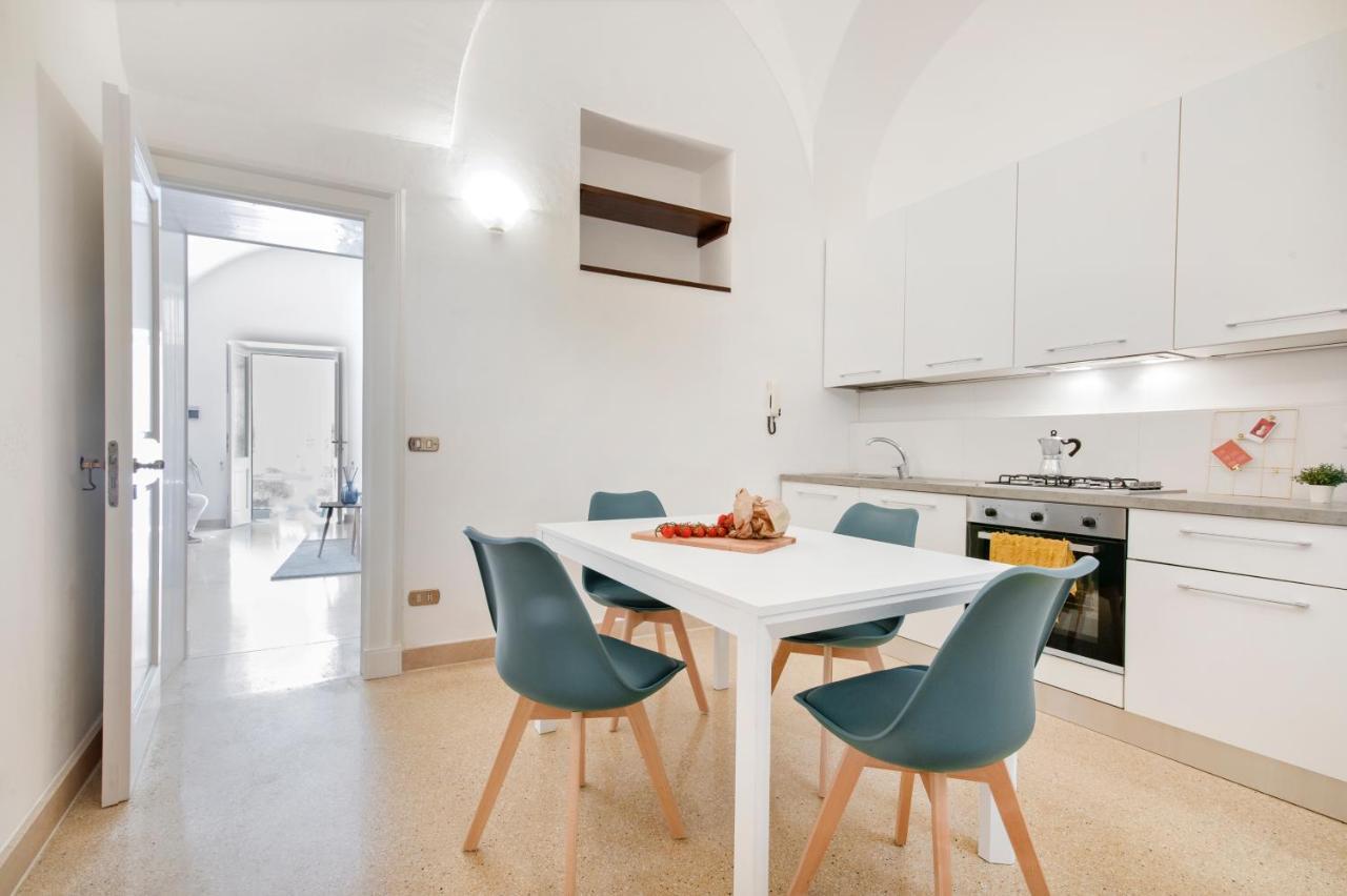 Blue Loft - Old Town Apartment Sit Лечче Екстер'єр фото